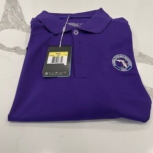 NWT Nike men’s size, small golf shirt‎ with logo